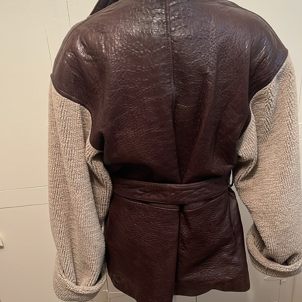 Designer coat - Picture 4 of 7
